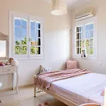 Thea Lassi 2 Bedroom Apartment, First Floor 아파트 아르고스톨리온