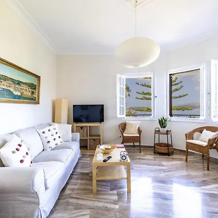 Thea Lassi 2 Bedroom Apartment, First Floor דירה ארגוסטולי