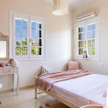 Thea Lassi 2 Bedroom Apartment, First Floor 아파트 아르고스톨리온